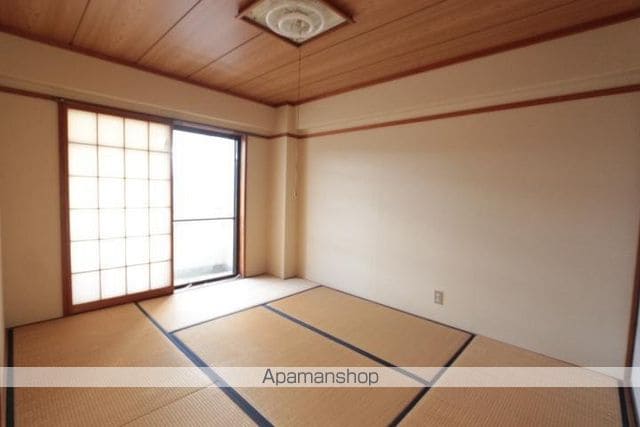 清水ヶ丘マンションの内装写真