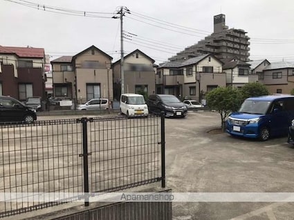 千葉県千葉市稲毛区作草部町[2LDK/55.14m2]の駐車場2
