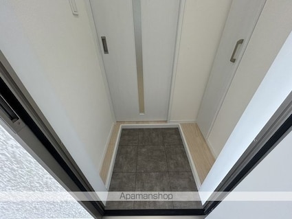 レジーナ[1K/26m2]の玄関