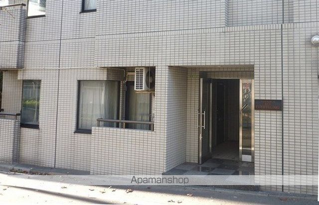 フェルテロアール祐天寺の玄関写真