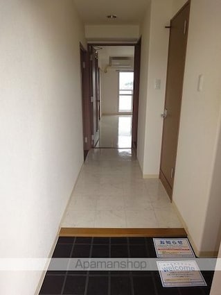 ブライトンコート中万々[2LDK/55.8m2]の玄関