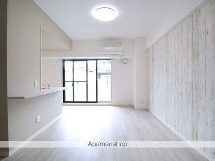 ＧＲＡＮＤＵＫＥ千代田ｒｅｇａｒｉａ[1LDK/42.72m2]のリビング・居間
