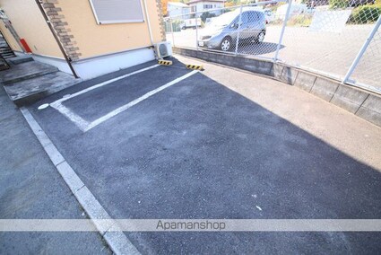 コーポさるいだ[1R/23.77m2]の駐車場
