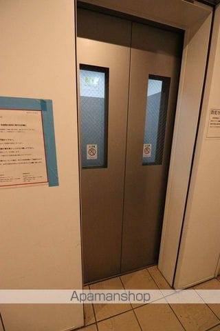 札幌中央レジデンスの玄関写真