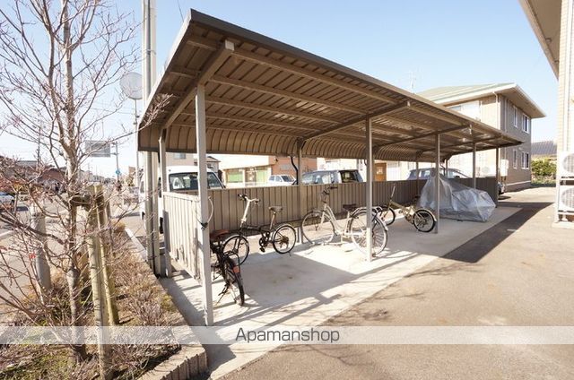 コスモ Bの内装写真