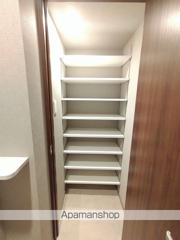 スプランディッドESAKAIIIの内装写真