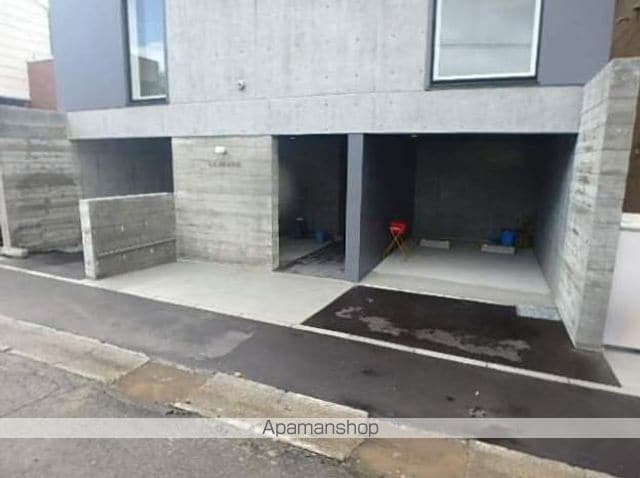 ラフレーズ学園前の外観写真