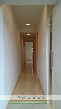 トーラス[1LDK/42.06m2]の玄関