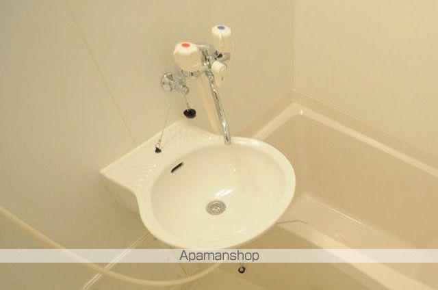 レオパレスフラワー開成IIの内装写真