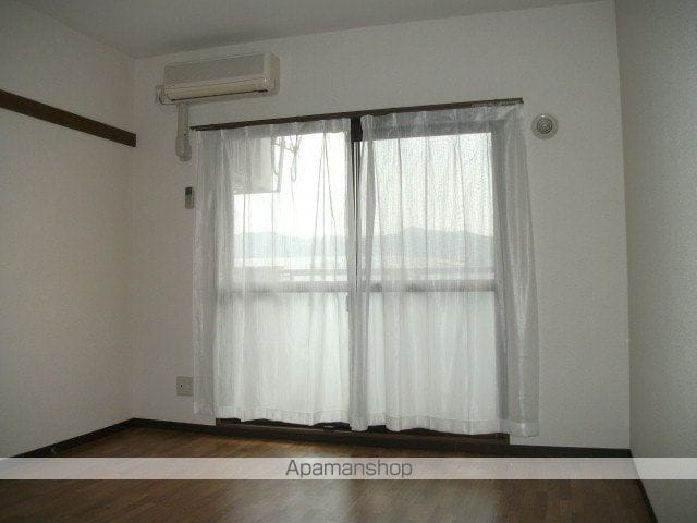 カウベルIIの内装写真