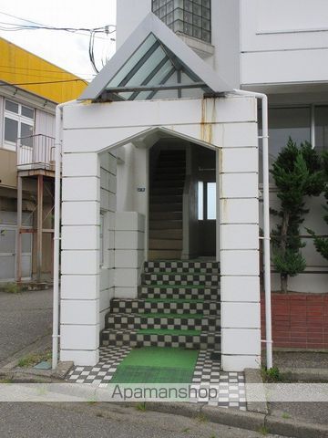 ヒルサイドテラス寺尾台の玄関写真