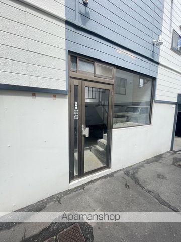 プレサントKハイツ 3号棟の玄関写真