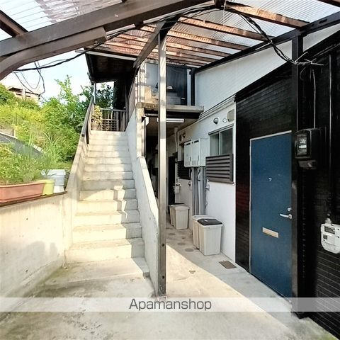 サンヒルズの玄関写真