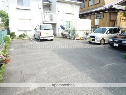 クレール弐番館[3DK/58.8m2]の駐車場3