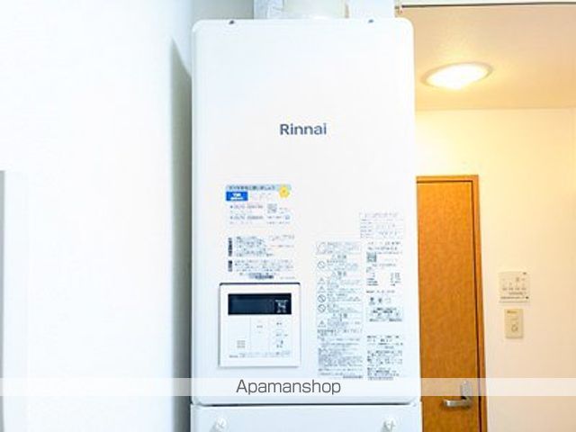 CANVASSすすきのの内装写真