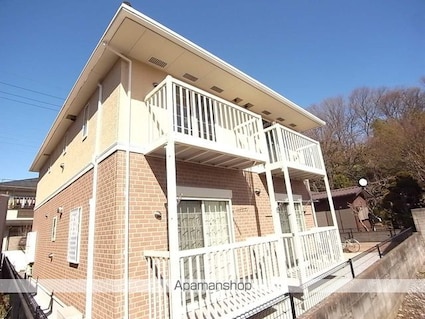 パインヴィラ[1R/32.28m2]の外観1