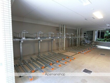 東京都江東区東陽７丁目[3LDK/66.57m2]の共用部2