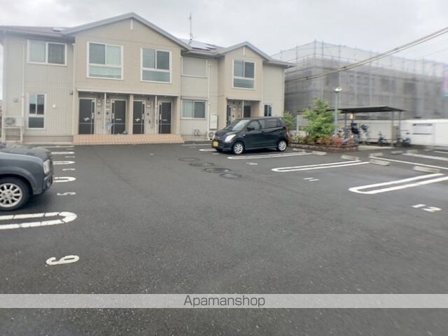 コーラルヴィラ　松島Ⅱ[3LDK/66.97m2]の駐車場2