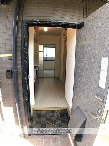 パークアベニュー青山の玄関写真