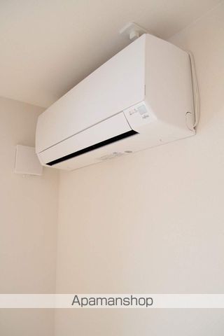 セシリア・RENの内装写真