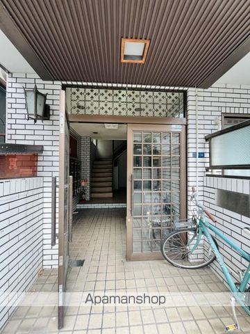 プレアール針中野の玄関写真
