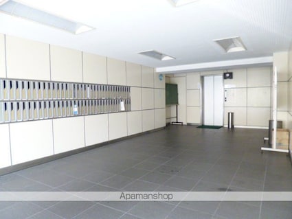 向島ハイツ[5LDK/97.02m2]の共用部1