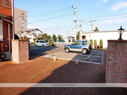 アルシェコート[2LDK/66.44m2]の駐車場