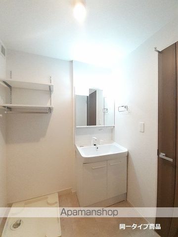 ヒカルサ新潟新津[1LDK/50.01m2]の洗面所