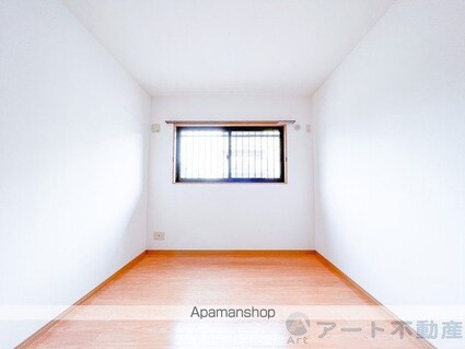 ブライムソレイユ　Ｂ棟[3LDK/79.75m2]の内装3