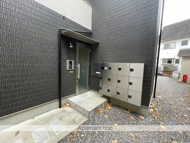 カメリア己斐西の玄関写真