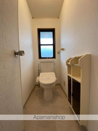 ロイヤルコートセラ[3DK/67.17m2]のトイレ