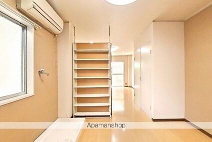 トライアングル筆山[1R/34.65m2]の内装2