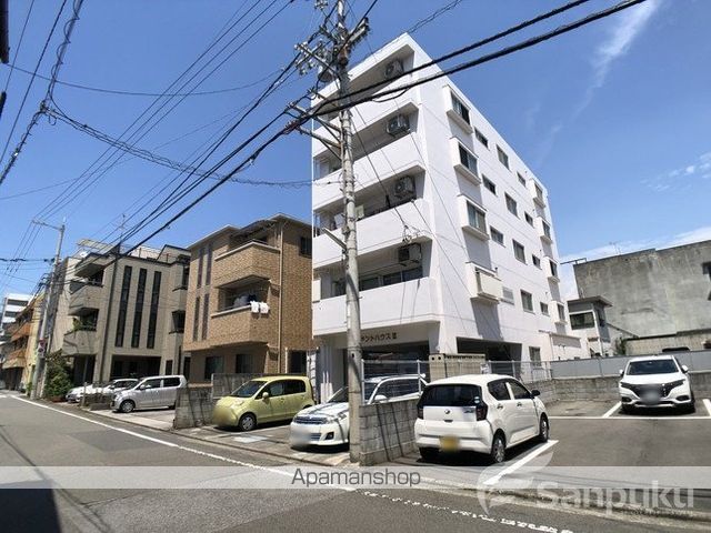 サントハウスIIIの外観写真