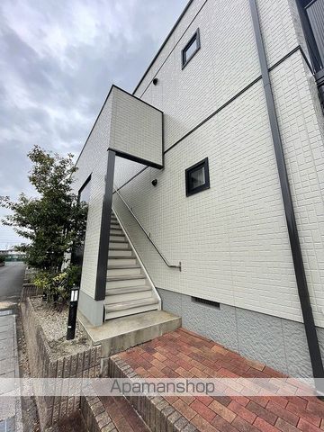 MACHERIEの玄関写真
