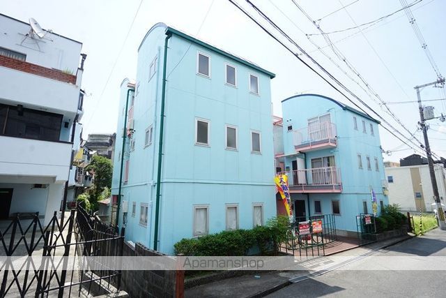 マンションナカムラの外観写真