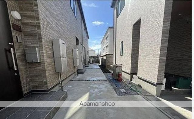 カサアルソル下目黒の玄関写真