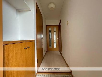 ハイクレスト高松[3LDK/56.7m2]の玄関