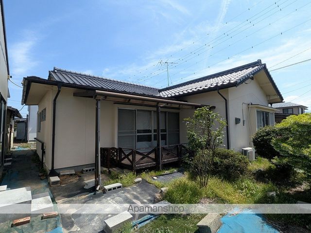 上殿岡貸家の外観写真