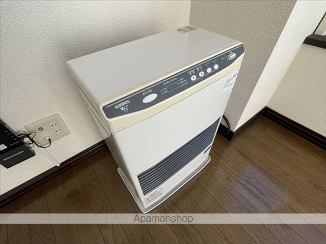 Eアルマーニの内装写真