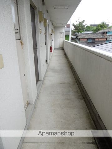 キャピタル志波町の玄関写真