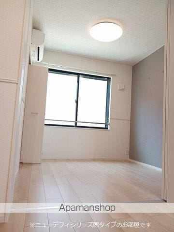 カーサ 福岡 IIIの内装写真