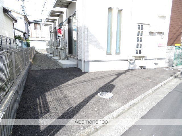 クレアフォーチュン中江の玄関写真