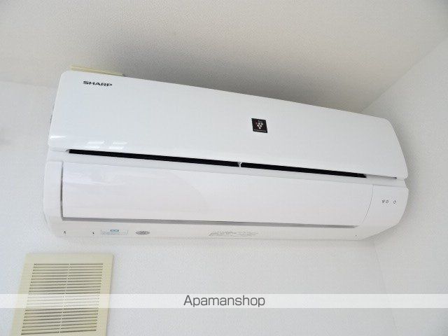 サーバタの内装写真