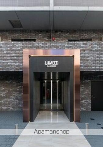 LUMEED川崎の玄関写真