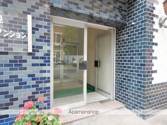 札幌ニュースカイマンションの玄関写真