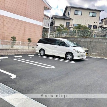 ライフステージ　Ｍ’ｓ[1K/26.15m2]の駐車場