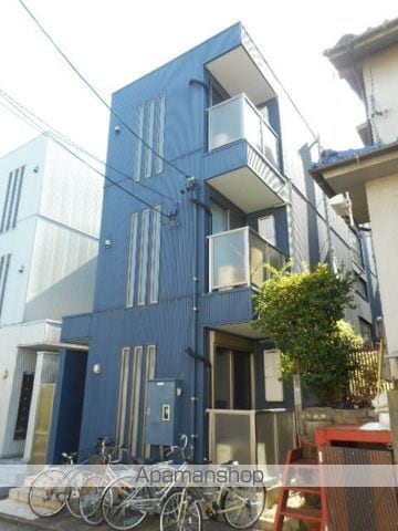 フレディ茶屋が坂の玄関写真