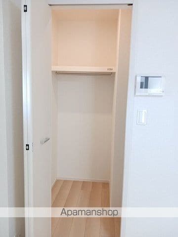 フェリスVの内装写真