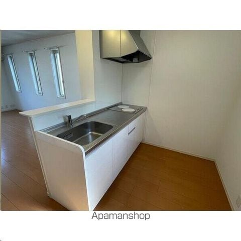 WHITE COURTの内装写真