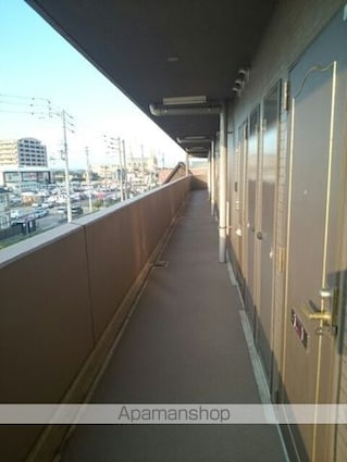 マルベル宇多津[1K/27.77m2]のエントランス3